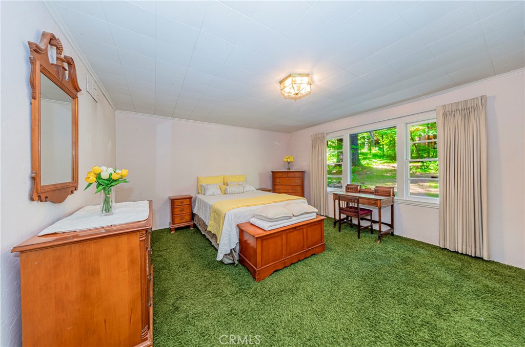 1173 Railroad Ln, Fish Camp, CA 93623