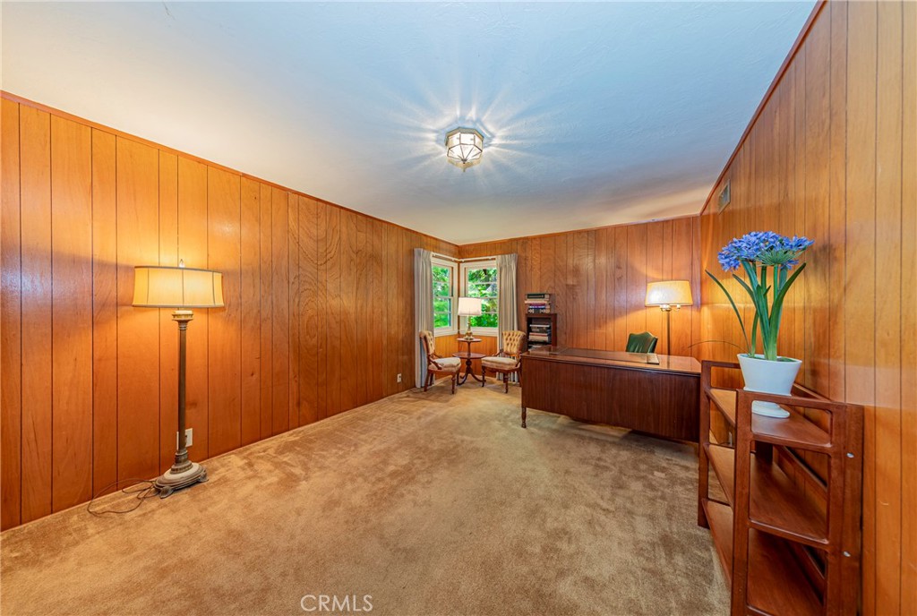1173 Railroad Ln, Fish Camp, CA 93623