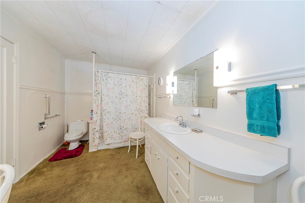 1173 Railroad Ln, Fish Camp, CA 93623