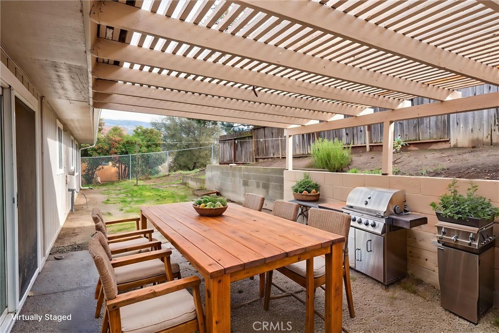 40885 Elliott Dr, Oakhurst, CA 93644