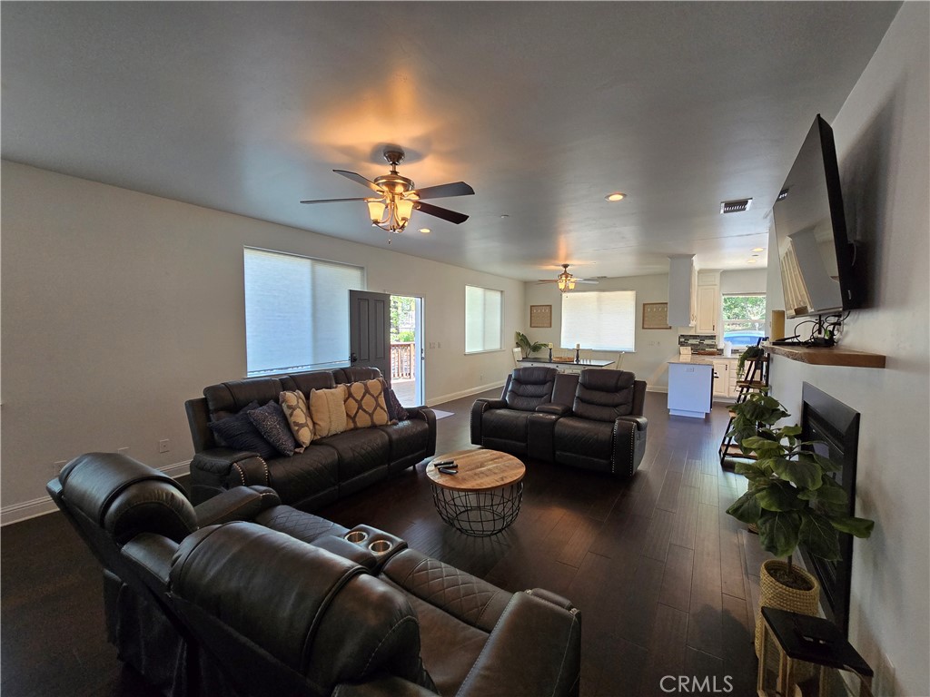 39567 E Idylwild, Bass Lake, CA 93604