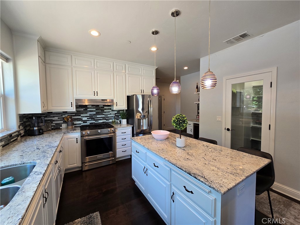 39567 E Idylwild, Bass Lake, CA 93604