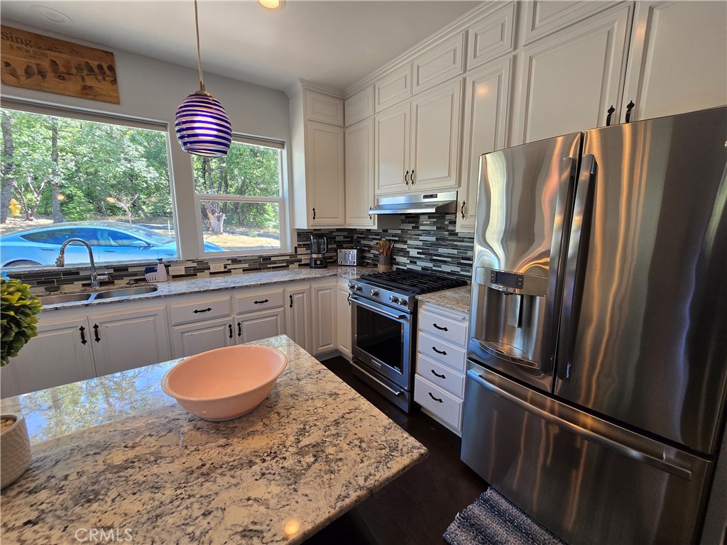 39567 E Idylwild, Bass Lake, CA 93604