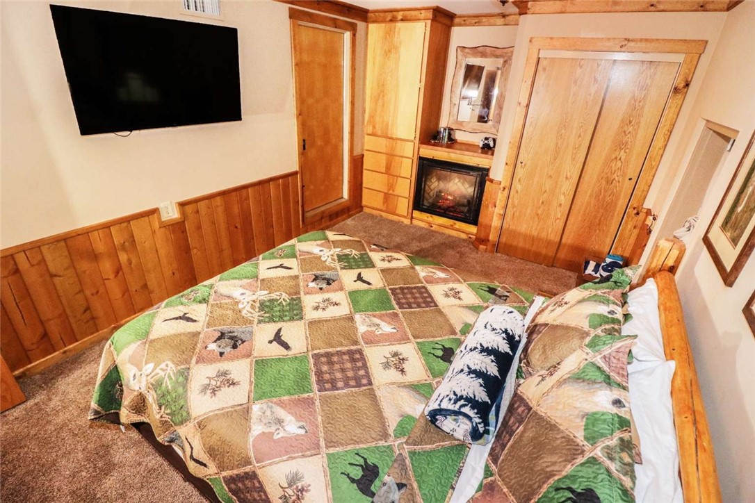 52854 Balsam Dr, Oakhurst, CA 93644