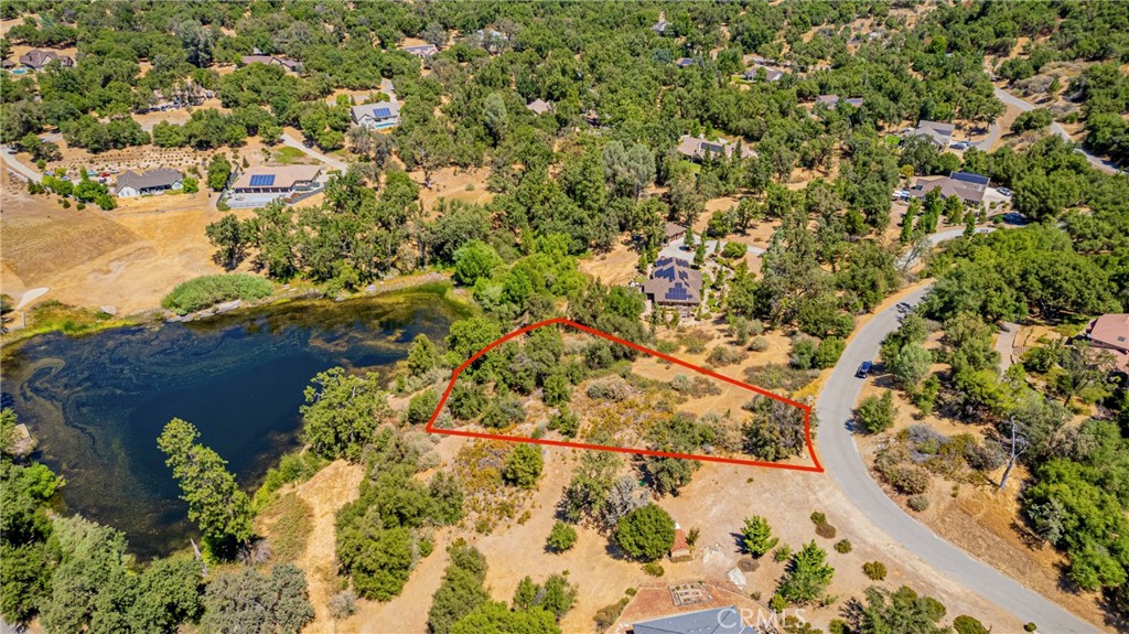 16 Lulniu, Ahwahnee, CA 93601