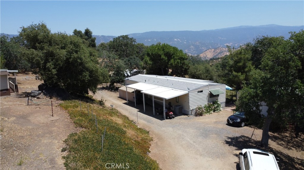38150 Sumac Ln, Squaw Valley, CA 93675
