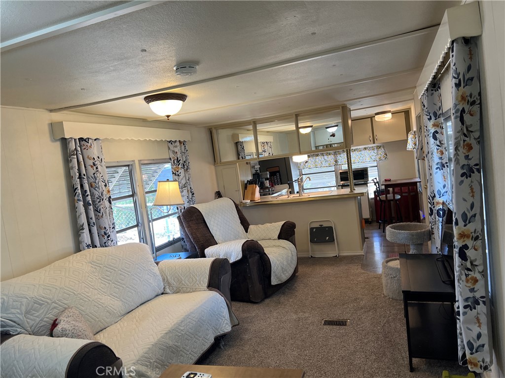 38150 Sumac Ln, Squaw Valley, CA 93675