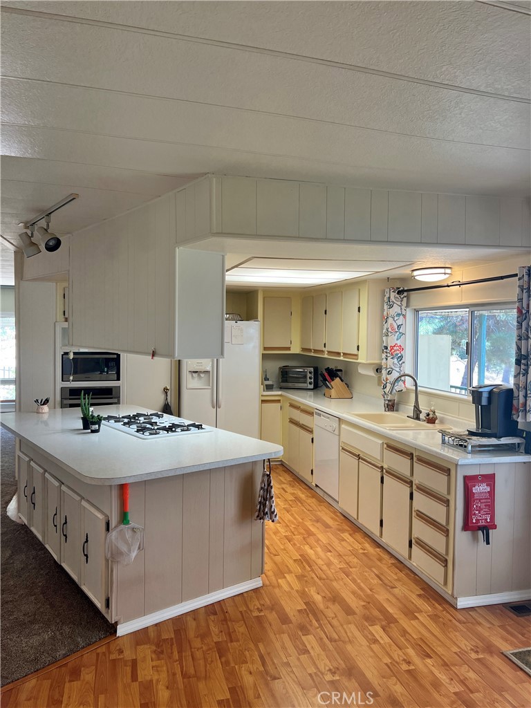 38150 Sumac Ln, Squaw Valley, CA 93675