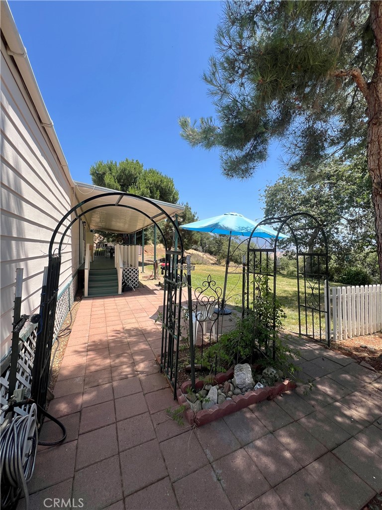 38150 Sumac Ln, Squaw Valley, CA 93675