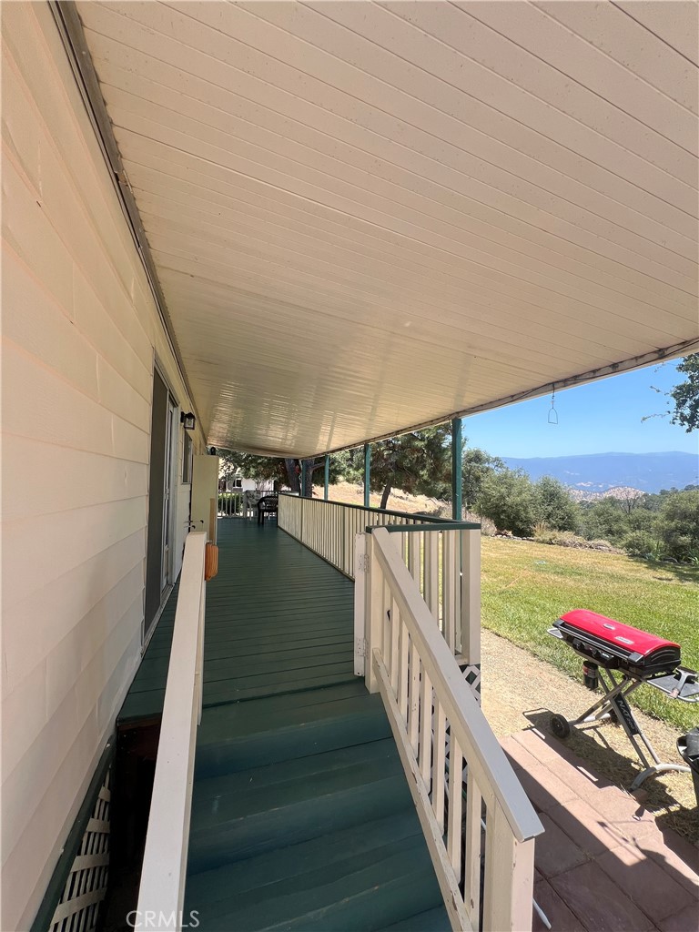 38150 Sumac Ln, Squaw Valley, CA 93675