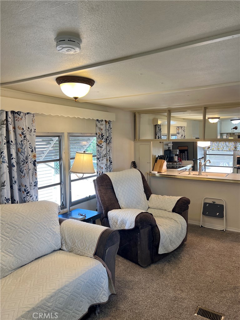 38150 Sumac Ln, Squaw Valley, CA 93675