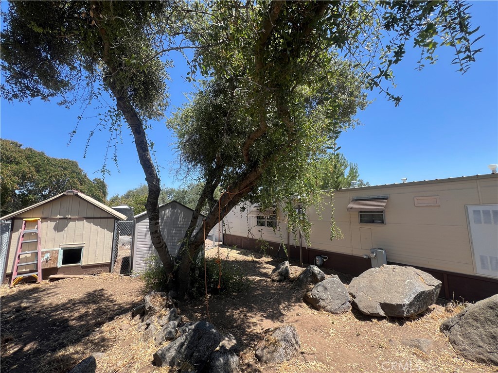 38150 Sumac Ln, Squaw Valley, CA 93675