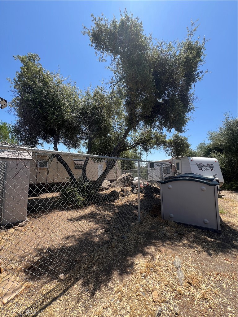 38150 Sumac Ln, Squaw Valley, CA 93675