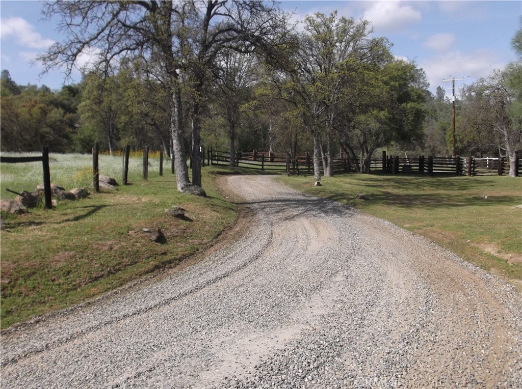 49610 House Ranch Rd, O'Neals, CA 93645