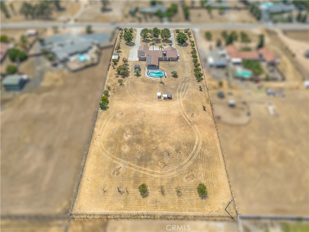 16099 Karen Rd, Madera, CA 93636