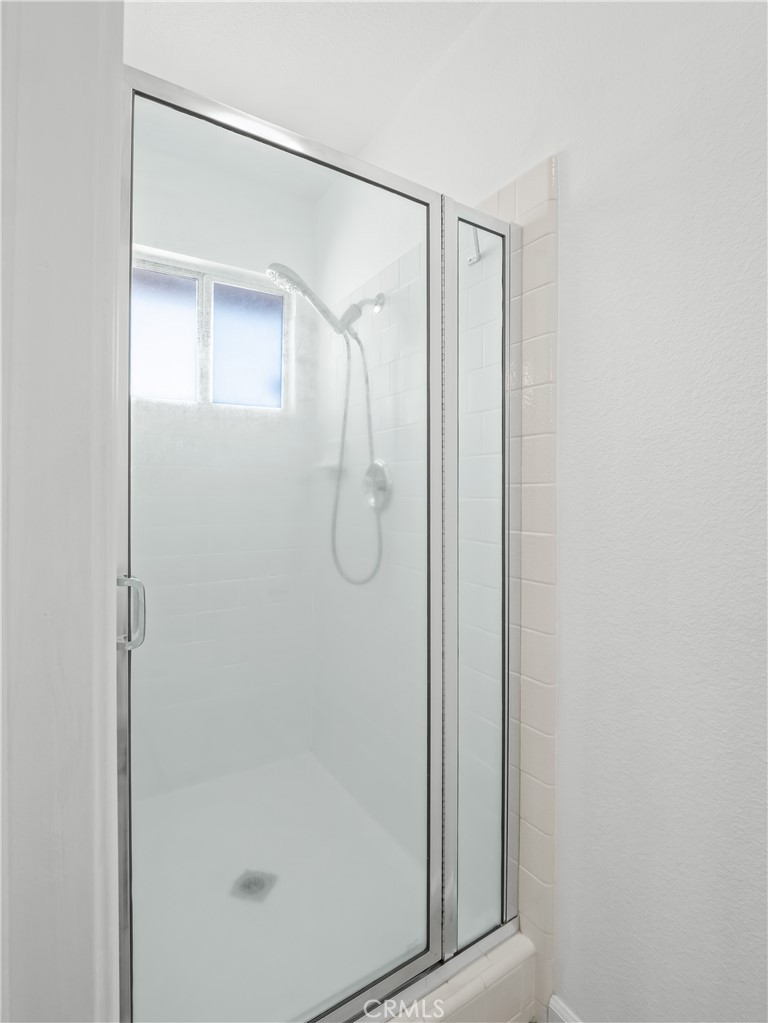 16099 Karen Rd, Madera, CA 93636