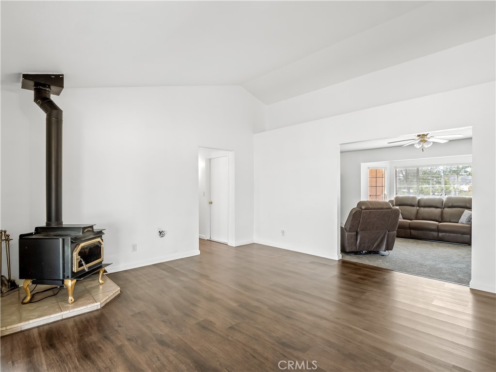 16099 Karen Rd, Madera, CA 93636