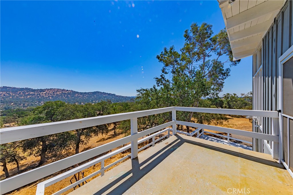 29997 Corral Dr, Coarsegold, CA 93614
