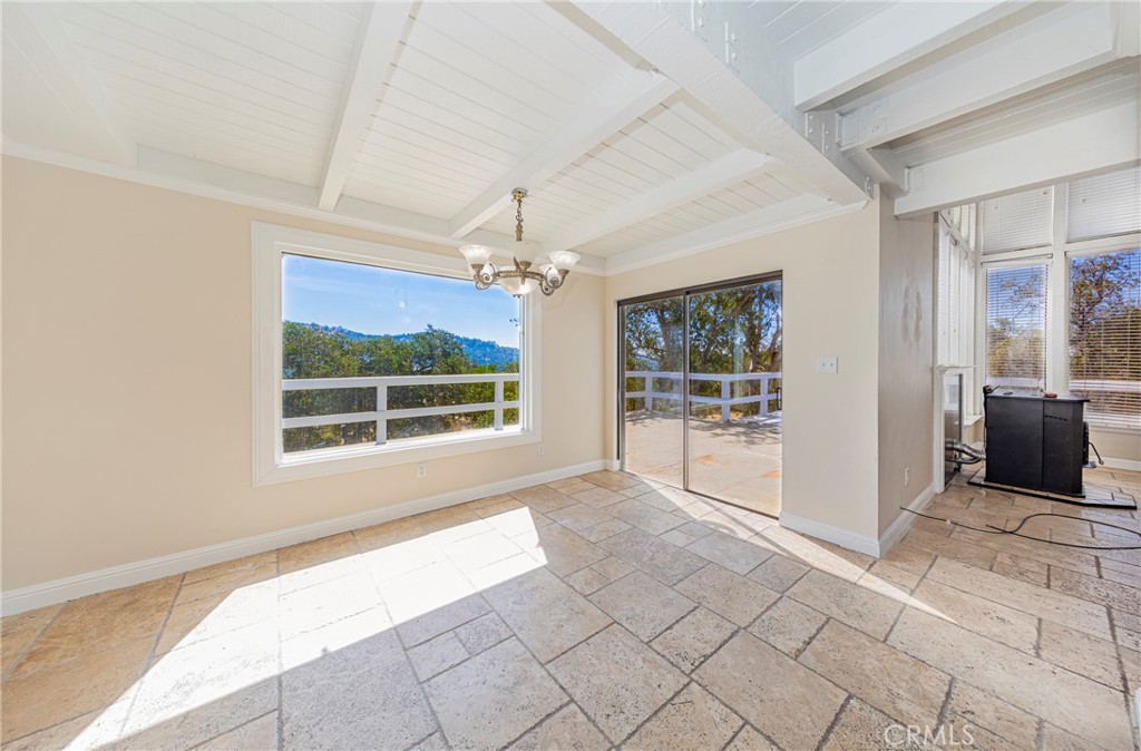 29997 Corral Dr, Coarsegold, CA 93614