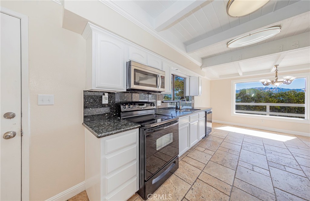 29997 Corral Dr, Coarsegold, CA 93614