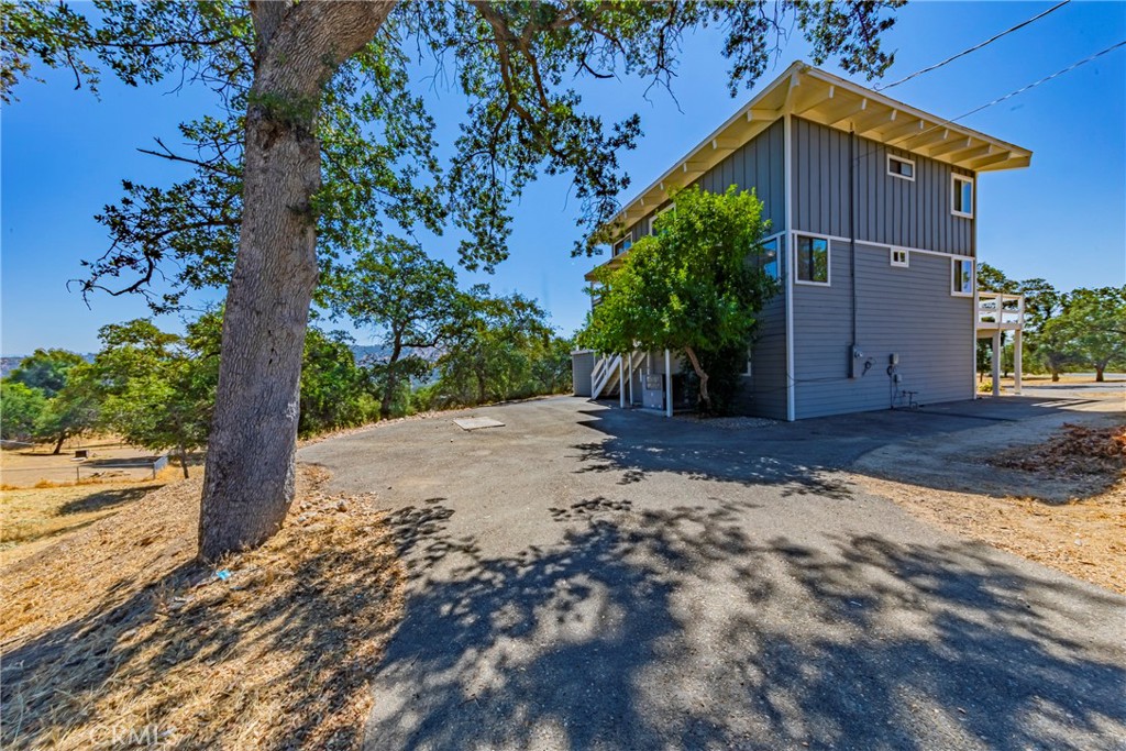 29997 Corral Dr, Coarsegold, CA 93614