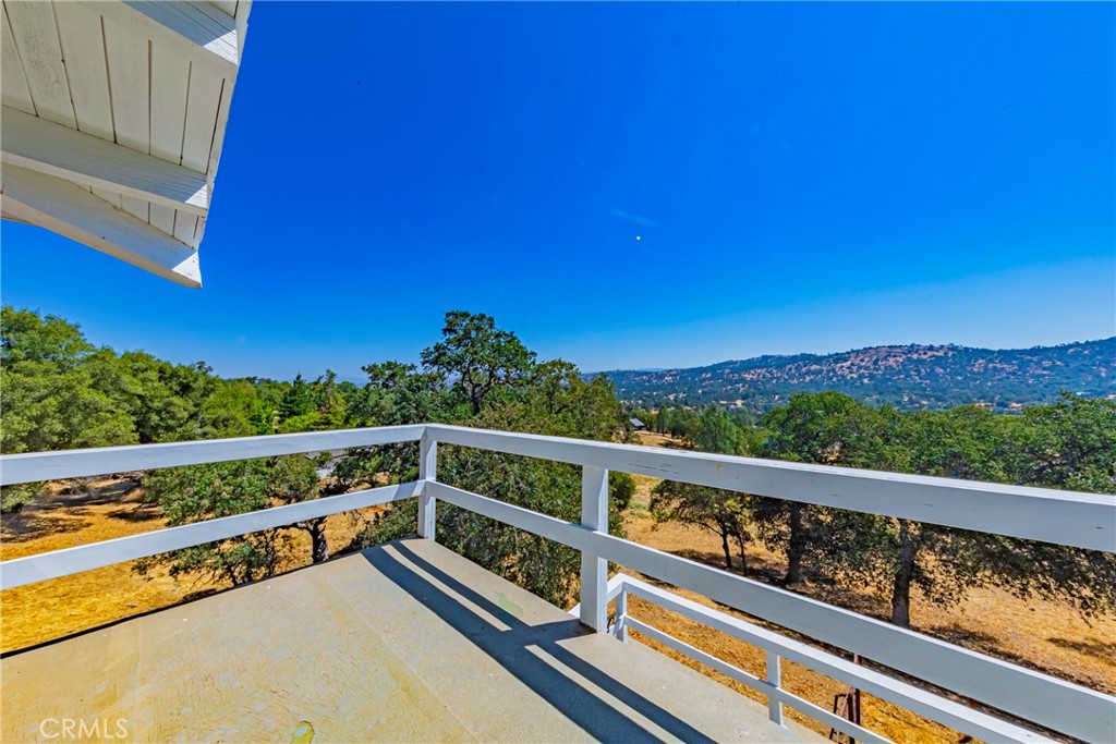 29997 Corral Dr, Coarsegold, CA 93614