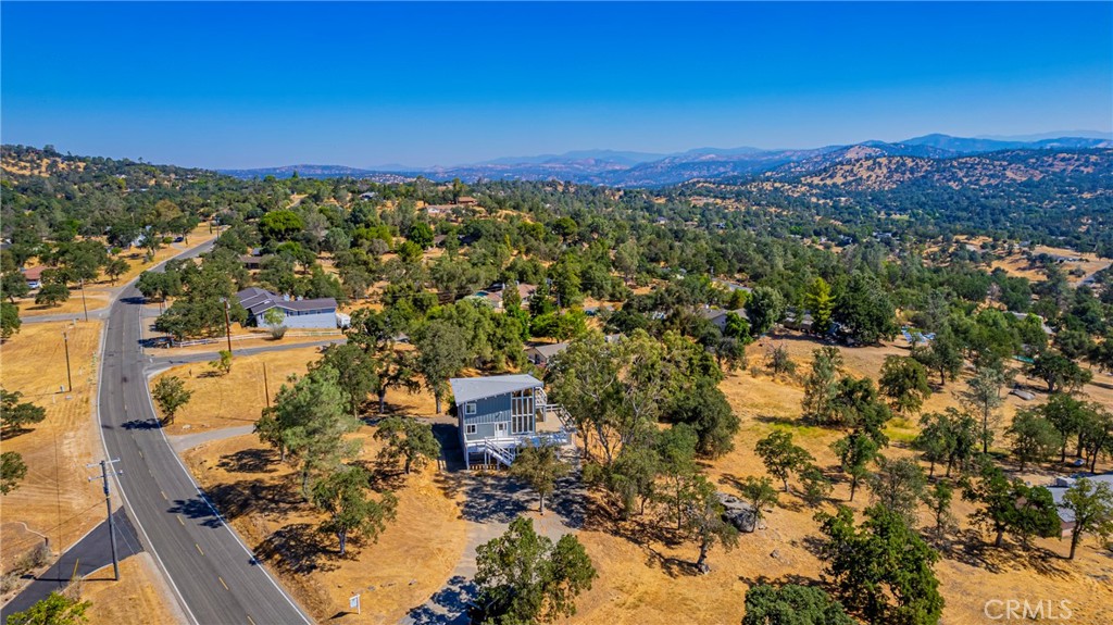 29997 Corral Dr, Coarsegold, CA 93614