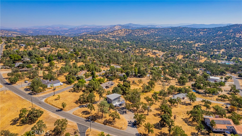29997 Corral Dr, Coarsegold, CA 93614