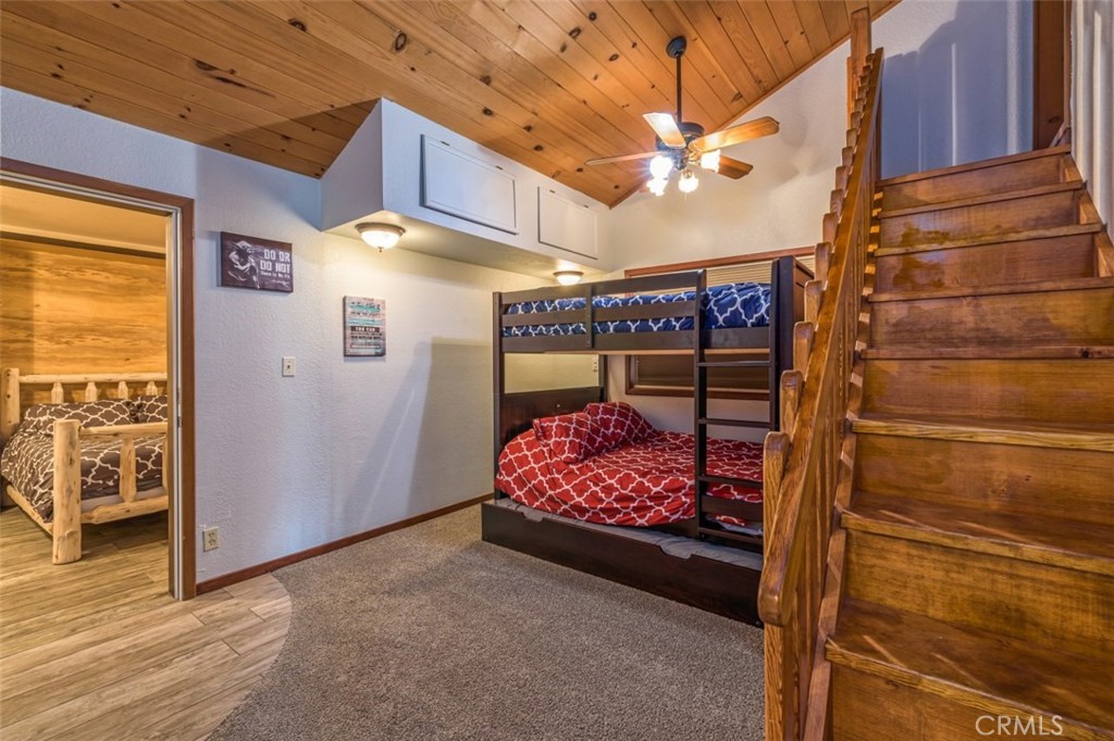 42203 Oak Ln, Oakhurst, CA 93644