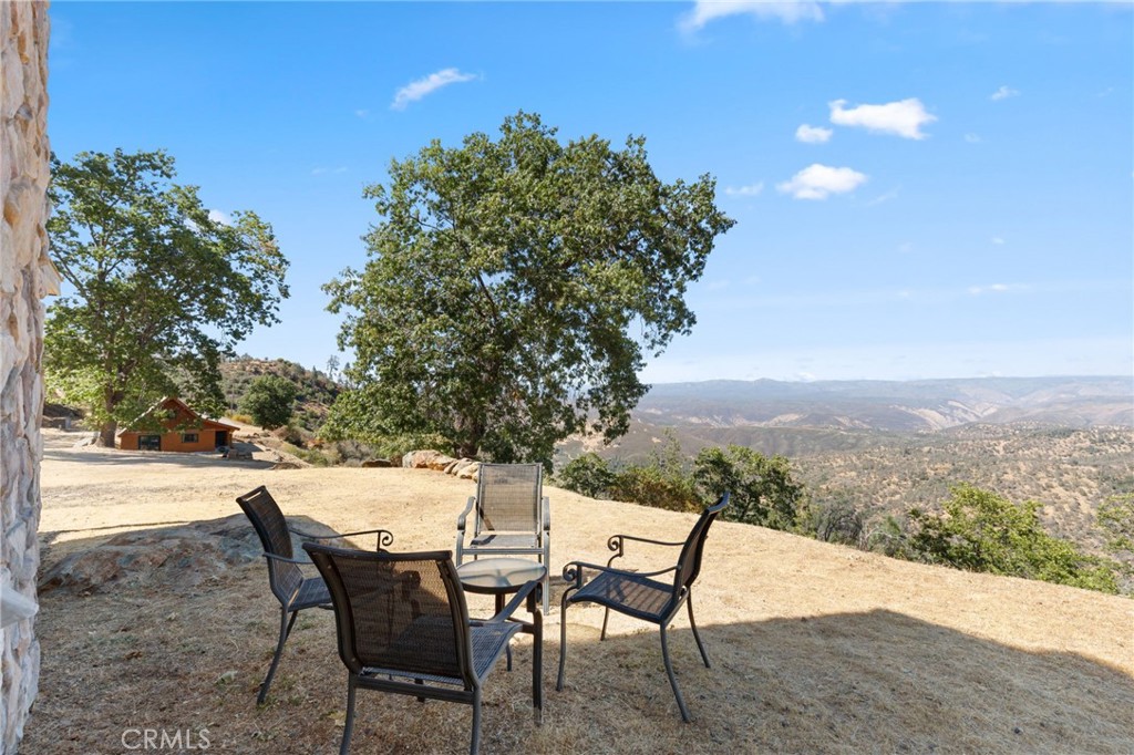 5851 Mount Bullion Ridge Rd, Mariposa, CA 95338