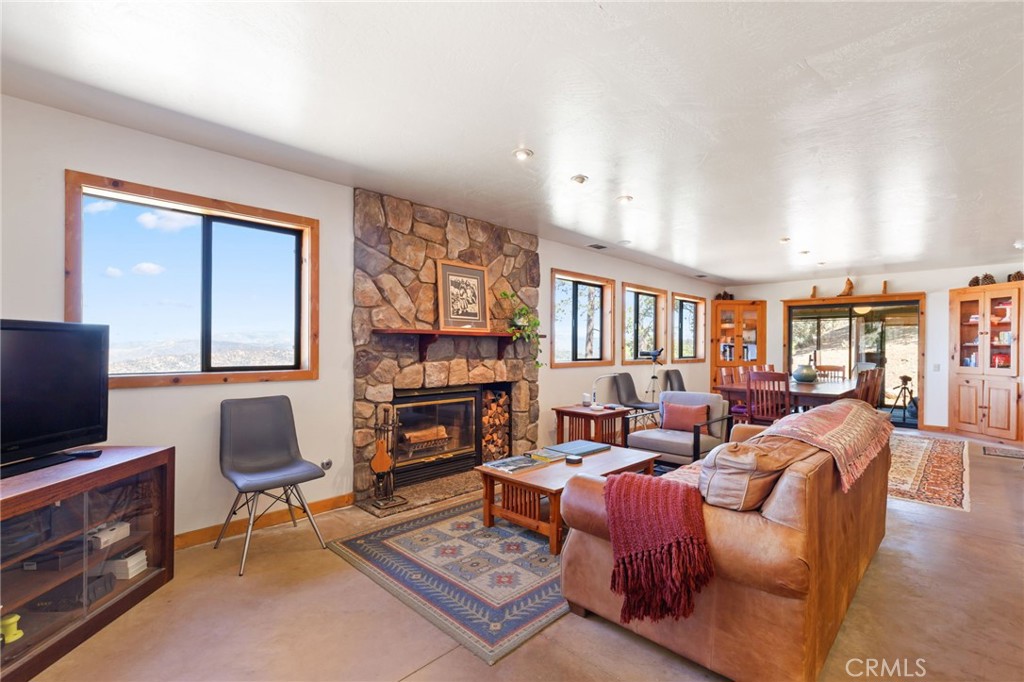 5851 Mount Bullion Ridge Rd, Mariposa, CA 95338