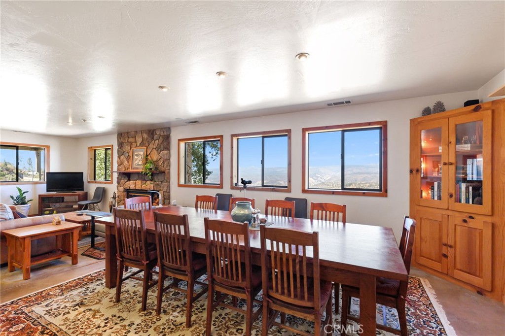 5851 Mount Bullion Ridge Rd, Mariposa, CA 95338