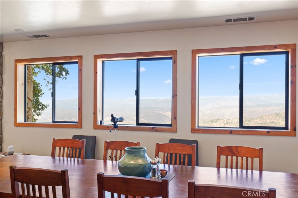 5851 Mount Bullion Ridge Rd, Mariposa, CA 95338