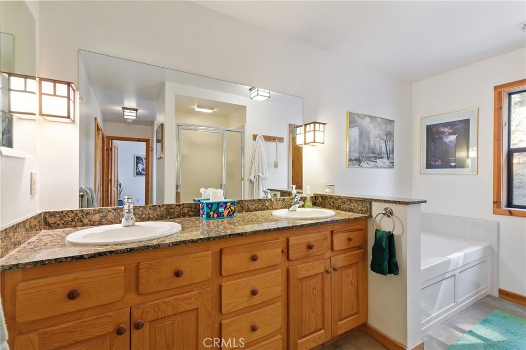 5851 Mount Bullion Ridge Rd, Mariposa, CA 95338