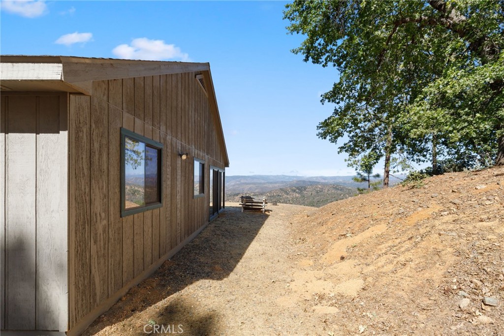 5851 Mount Bullion Ridge Rd, Mariposa, CA 95338