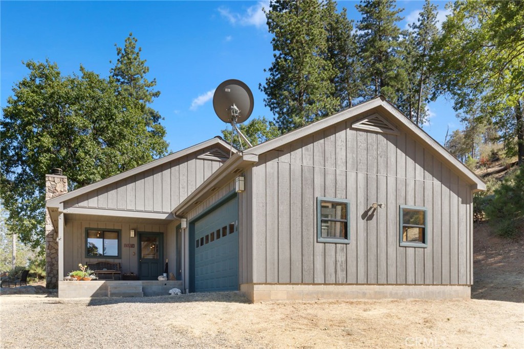 5851 Mount Bullion Ridge Rd, Mariposa, CA 95338