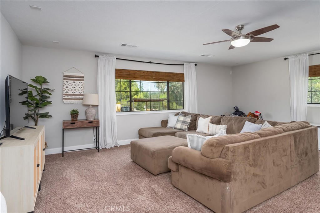 29280 Glacier Dr, Coarsegold, CA 93614