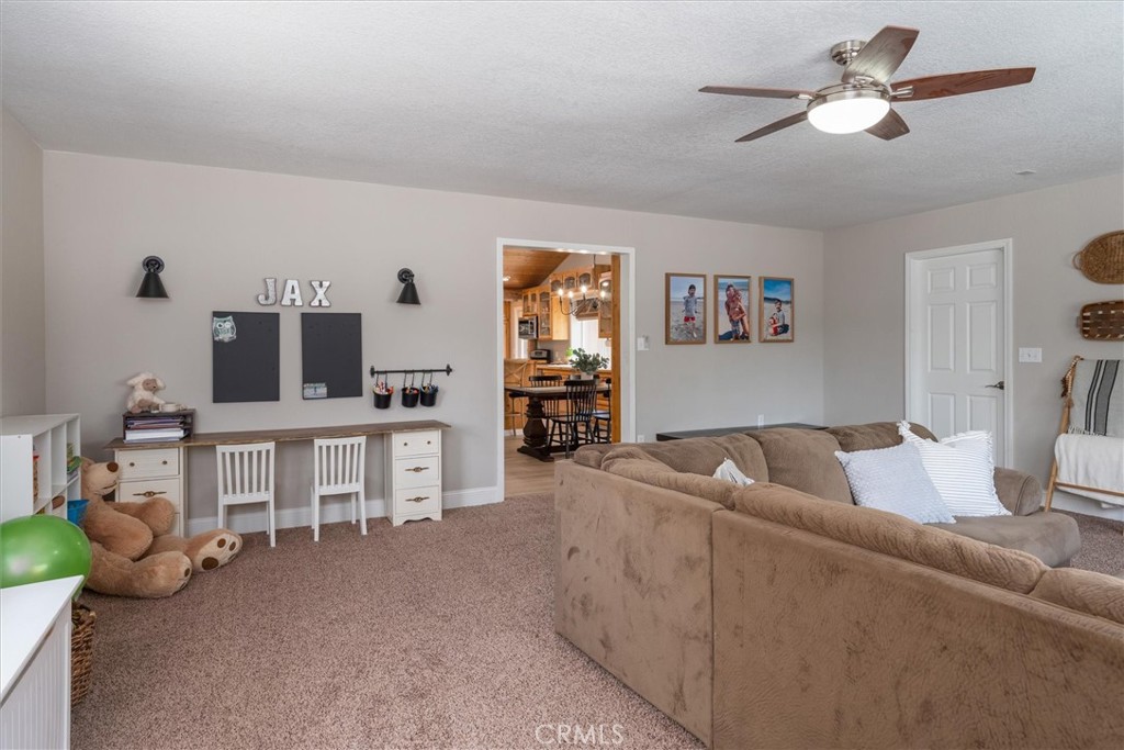 29280 Glacier Dr, Coarsegold, CA 93614