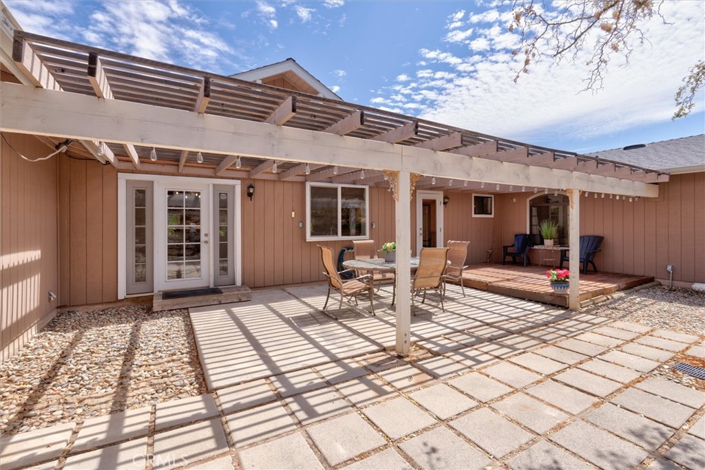 29280 Glacier Dr, Coarsegold, CA 93614