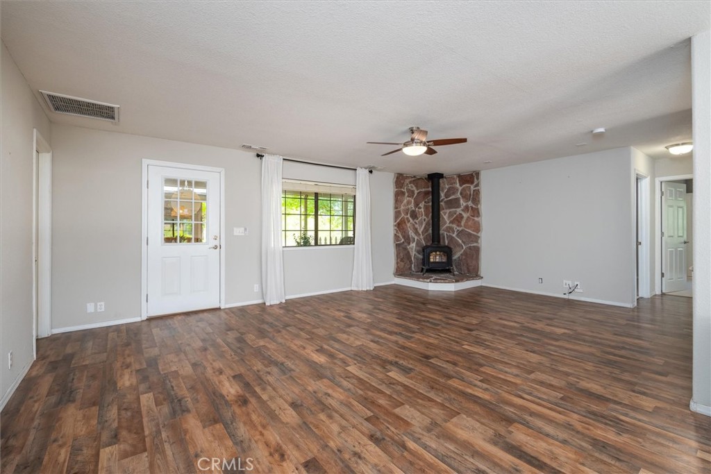 29280 Glacier Dr, Coarsegold, CA 93614