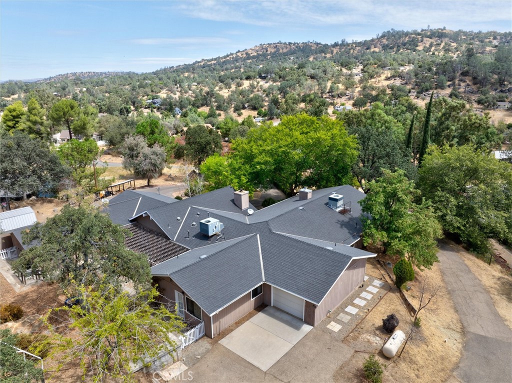 29280 Glacier Dr, Coarsegold, CA 93614