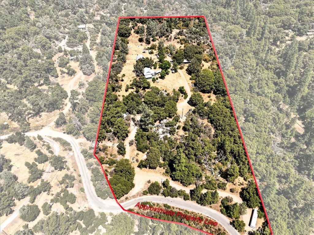 46467 Bissett Station Rd, Ahwahnee, CA 93601