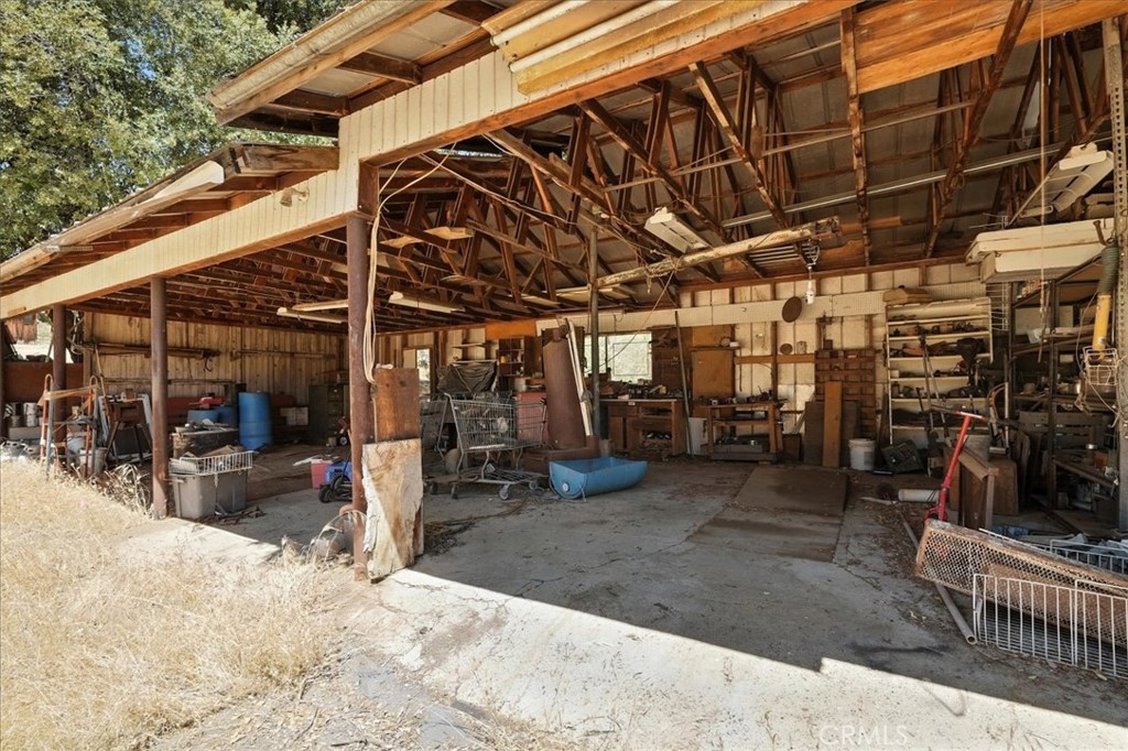 46467 Bissett Station Rd, Ahwahnee, CA 93601