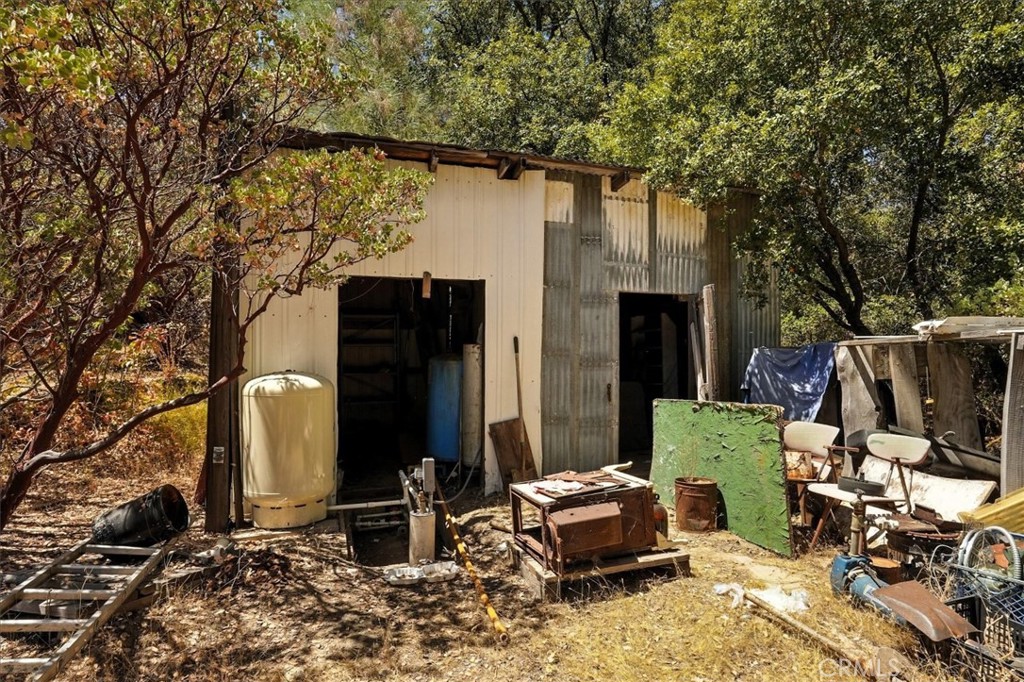 46467 Bissett Station Rd, Ahwahnee, CA 93601