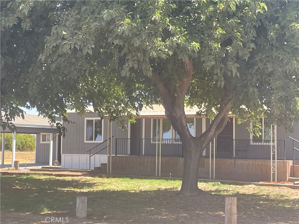 13941 9th Ave, Hanford, CA 93230