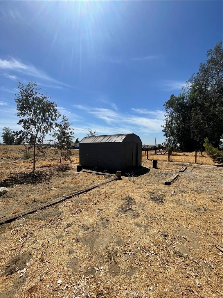 13941 9th Ave, Hanford, CA 93230