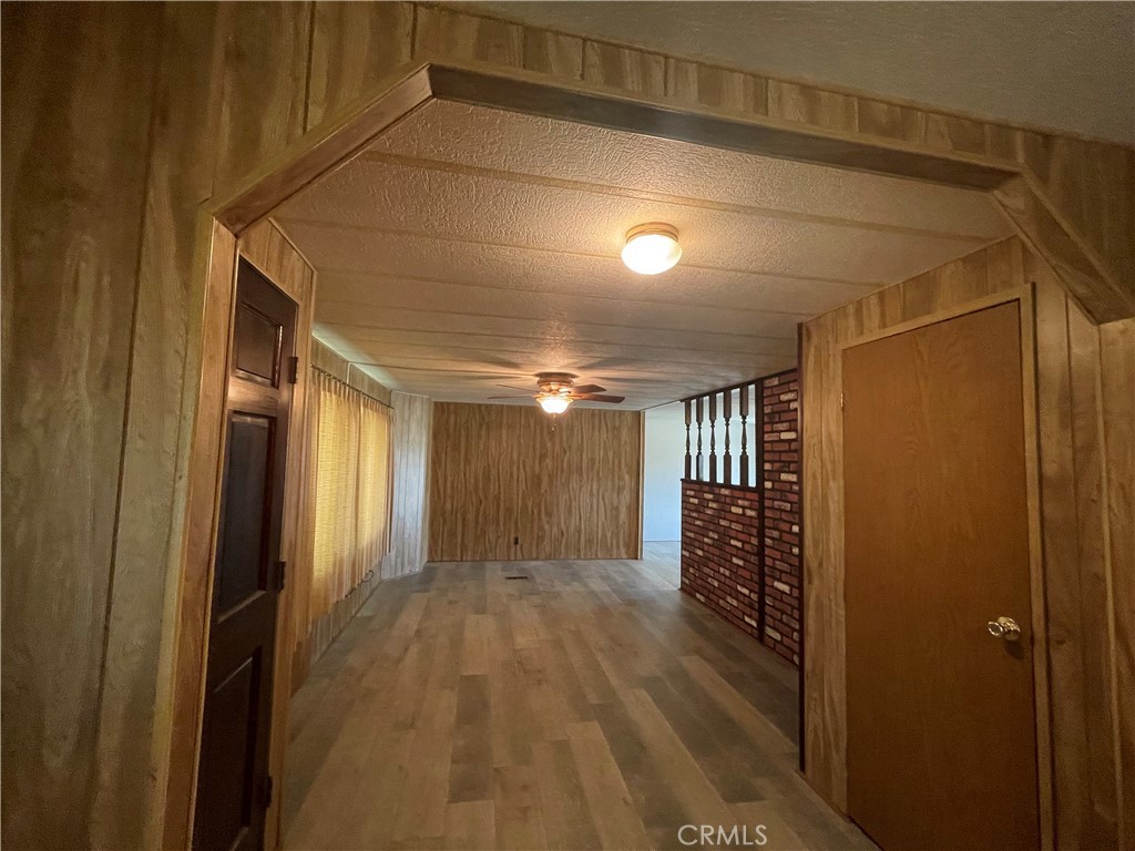 13941 9th Ave, Hanford, CA 93230