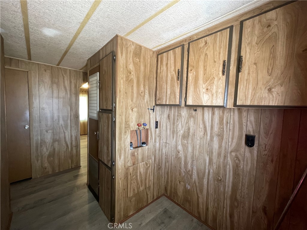 13941 9th Ave, Hanford, CA 93230