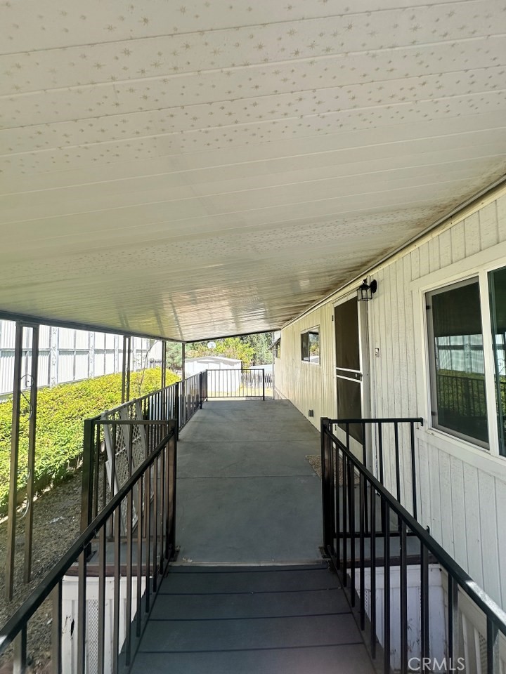 39678 Road 425B #60, Oakhurst, CA 93644