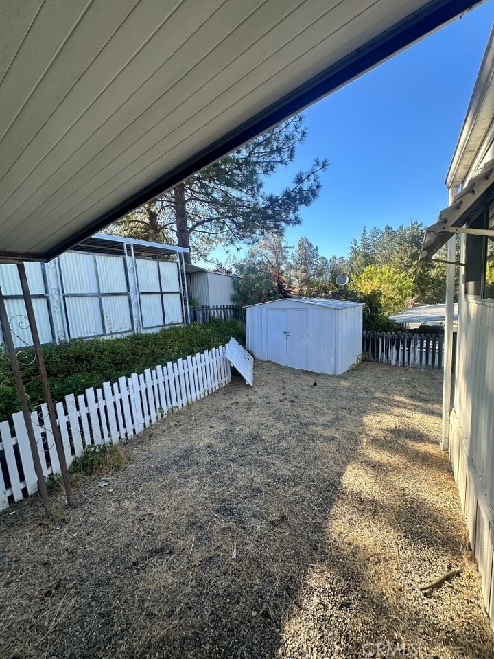 39678 Road 425B #60, Oakhurst, CA 93644